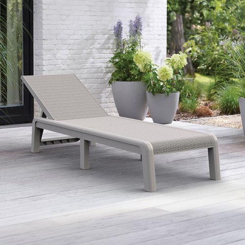 Atlas műanyag kerti napozóágy párna nélkül