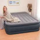 Intex 64136 kétszemélyes felfújható matrac beépített pumpával, 203 × 152 cm