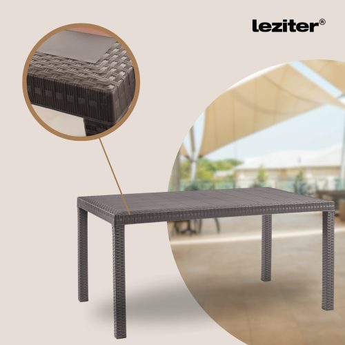 Hella műanyag kerti asztal