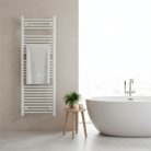 Egyenes törölközőszárító radiátor 1400x500 mm fehér