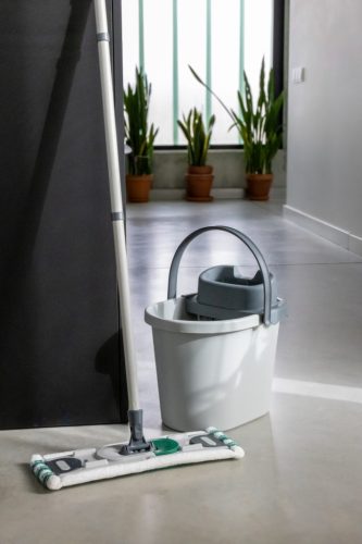 York felmosó szett ovális vödörrel, szintetkus lapos moppal, nyéllel, préssel, szürke