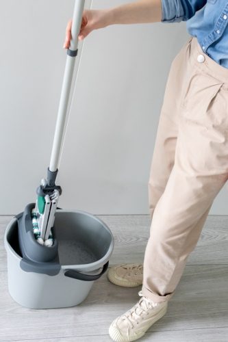 York felmosó szett ovális vödörrel, szintetkus lapos moppal, nyéllel, préssel, szürke