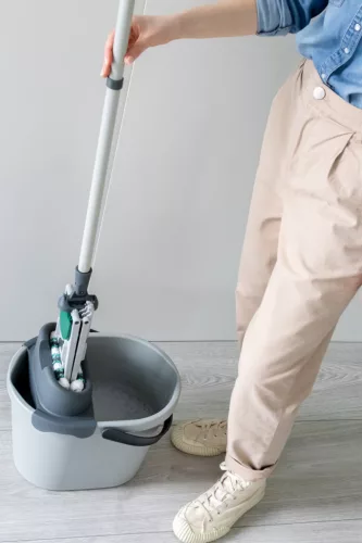 York felmosó szett ovális vödörrel, szintetkus lapos moppal, nyéllel, préssel, szürke